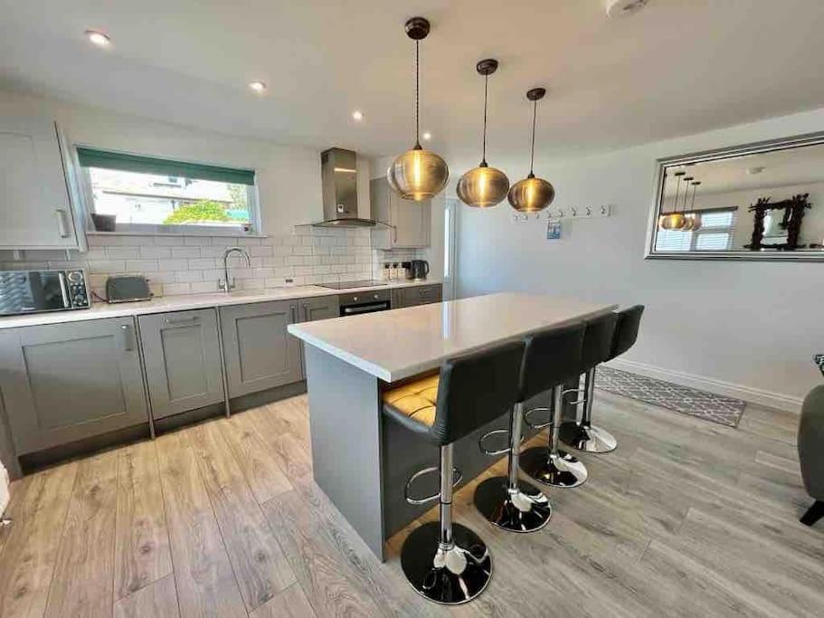 The Emslie Road Beach Flat Falmouth Extérieur photo